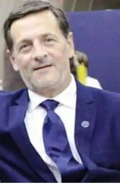 Agente: Cristian Jahr Señoret