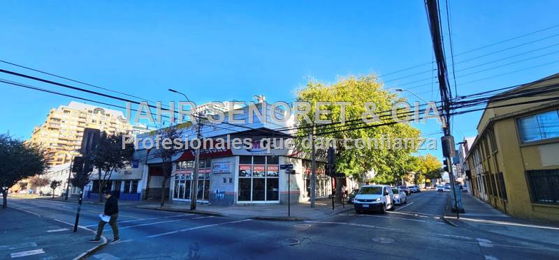 Propiedad Comercial en Importante Esquina de Concepción